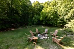 Vineyard Haven | AC | Jacuzzi | Sauna | Private |