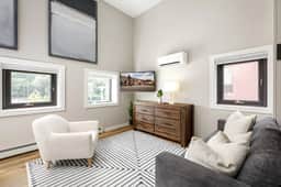 Modern & Cozy Studio | Walk to Downtown & Beach