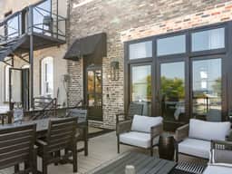 Luxury TC Loft: Historic Condo!