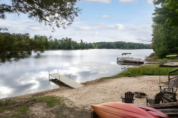 Rennie Lake Hideaway