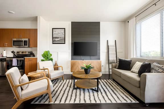 Trailside45 Modern Getaway –  Traverse City