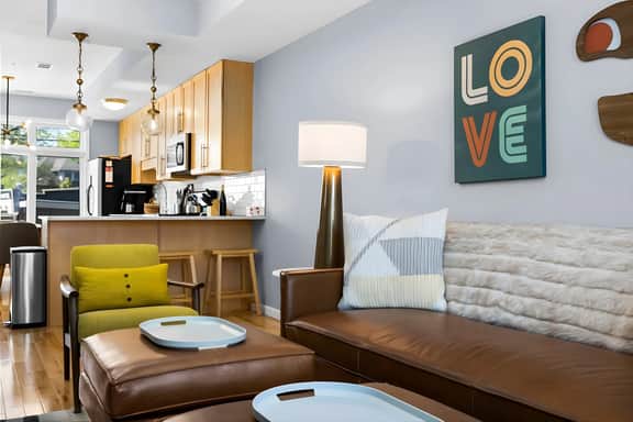 Midtown A · Midcentury Getaway: Walk to Everything!