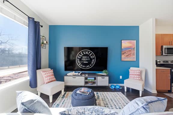 Happy Tails @ Trailside — Pet-Friendly 1BR near TART Trail